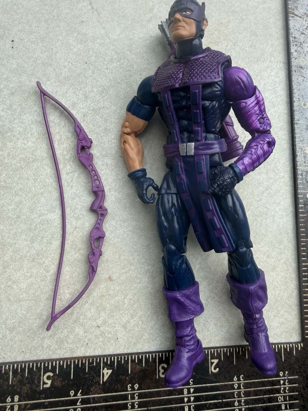 Hasbro Marvel Legends Avengers Retro Collection Vintage Series 6" Hawkeye 2012